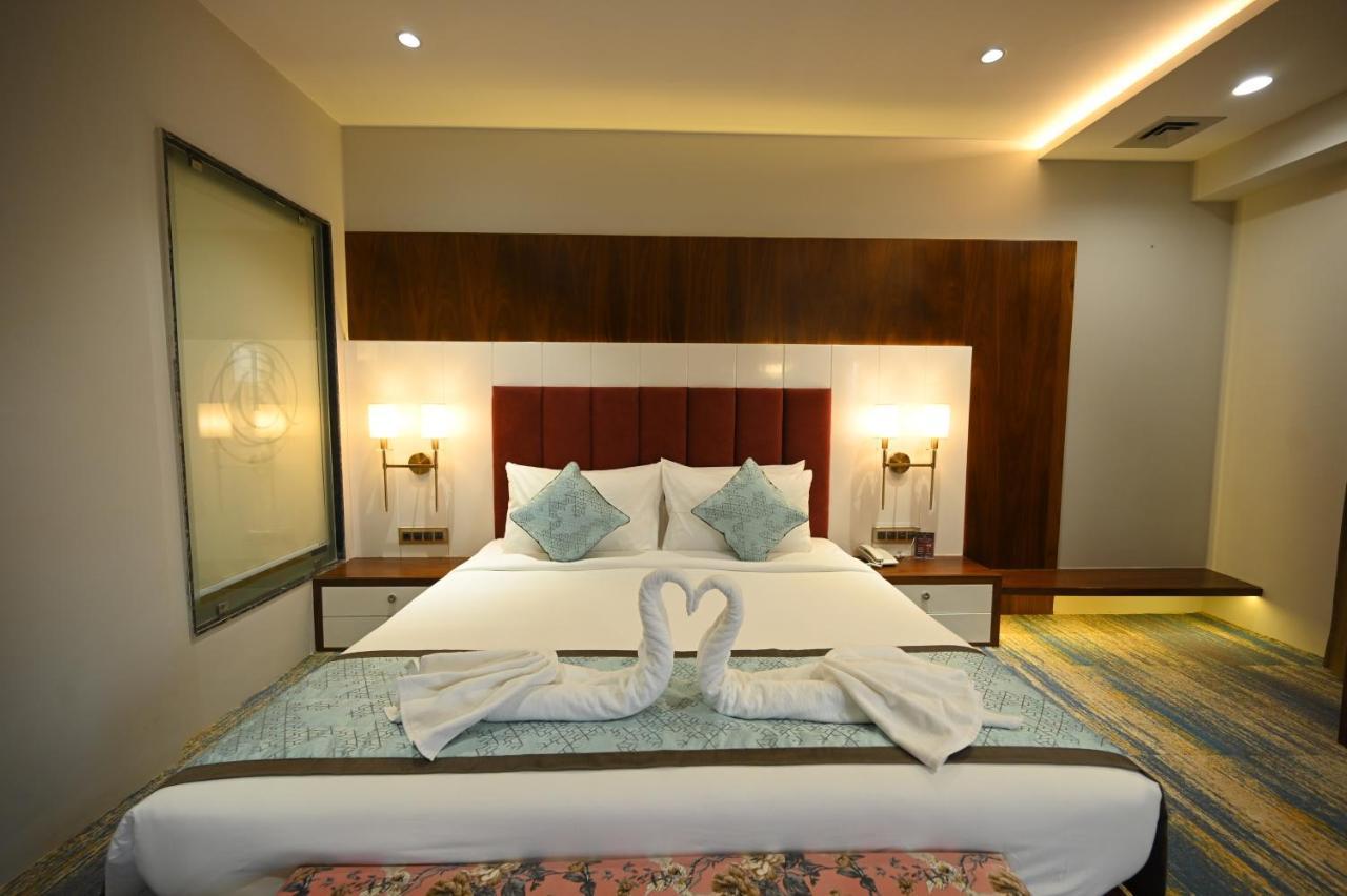 The Royal Class Hotel Gválijar Exteriér fotografie